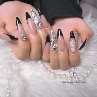 ネイル M2  BEAUTY Yukiのネイルデザイン