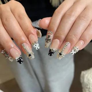 ネイル piu __Hazukiのネイルデザイン