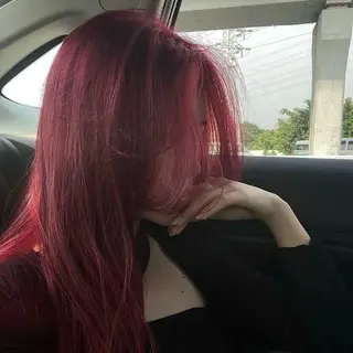 セミロング カラー ヘアアレンジ 🫧モテる💗ダメー ジレスハイトーン🫧のヘアスタイル