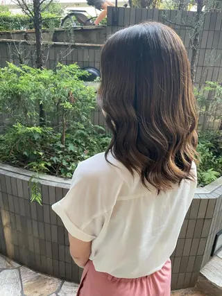 セミロング 髪質改善イノアカラー 富澤ショウタのヘアスタイル