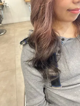 ロング カラー 佐藤 由依/水光カラーのヘアスタイル