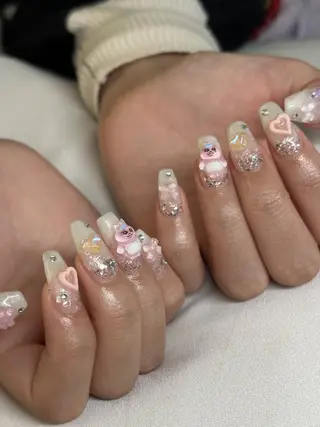 ネイル salon iris 🦋北広島市大曲のネイルデザイン