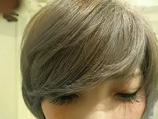 ショート カラー 東心斎橋☆豆柴 🐾倶楽部のヘアスタイル