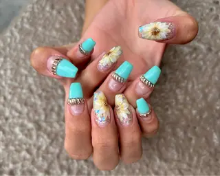 ネイル ✴︎ Delightのネイルデザイン