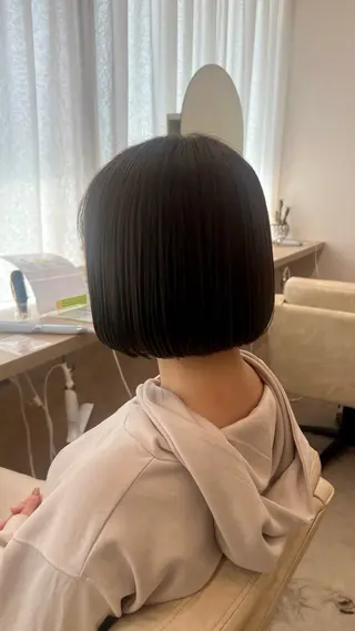 ショート カラー 山下 稚葉 艶髪/透明感カラーのヘアスタイル