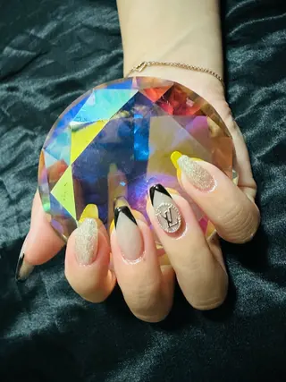 ネイル M Hのネイルデザイン
