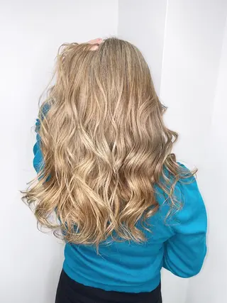ロング エクステサロン GRIZZのヘアスタイル