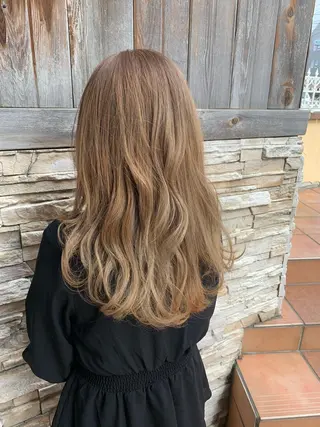 セミロング 松村 総のヘアスタイル