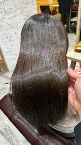 セミロング カラー 銀座《髪質改善》 垢抜け✨布施拓也のヘアスタイル
