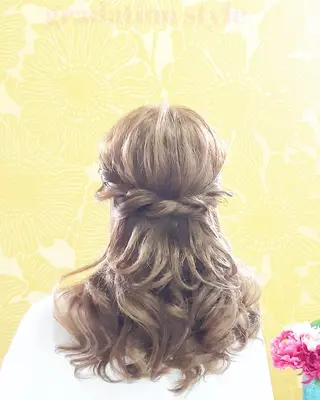 ヘアアレンジ 🎼グラデーション スタイル札幌♫*✧のマツエク・マツパデザイン