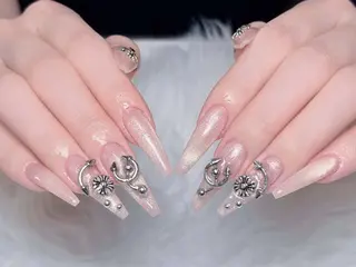 ネイル Eli Nails 新宿のネイルデザイン