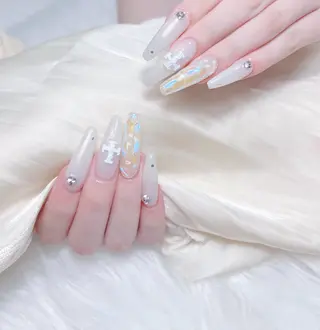 ネイル uu ネイルサロン関内🌼のネイルデザイン