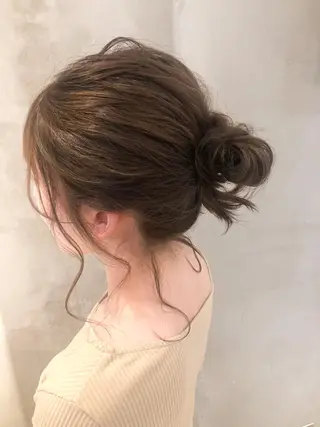 ミディアム カラー パーマ ヘアアレンジ 顔周りカット・相談 レイヤーも◎しずくのヘアスタイル