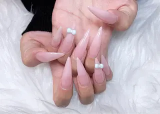 ネイル B·U Nail大宮 長さだし専門店のネイルデザイン