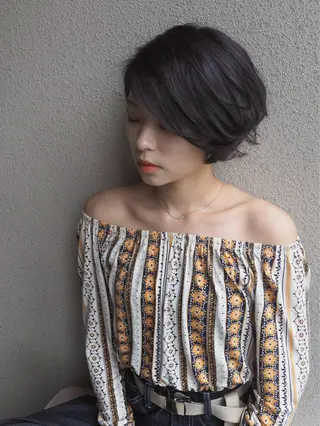 ショート カラー SHE. hairdesignのヘアスタイル