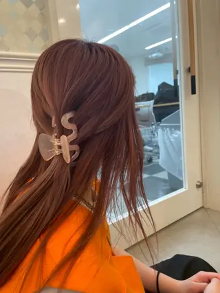 ロング カラー mei|顔まわり ×透明感カラーのヘアスタイル