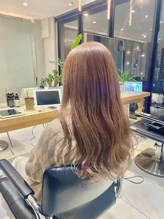 ロング カラー ヘアアレンジ 赤み消しグレージュ 🫒ｒｅｏｎのヘアスタイル