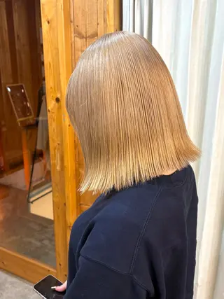 カラー まろみ暖色×ボブ ×chia🕯のヘアスタイル