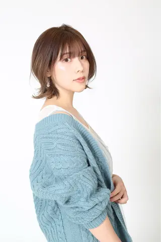 ミディアム 石沢 知康のヘアスタイル