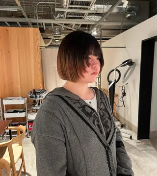 ショート カラー スキバサミを使わない カット🌼唯🌼のヘアスタイル