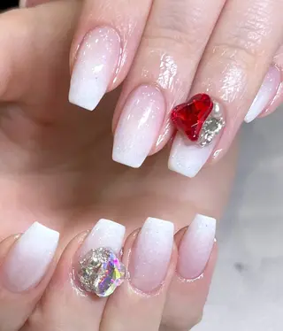 ネイル METORO NAILのネイルデザイン
