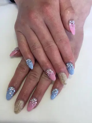 ネイル 💎🐰 saki. m 🐰💎のネイルデザイン