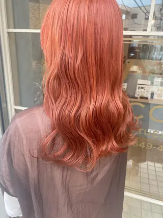 カラー hana ROCCO3rdのヘアスタイル