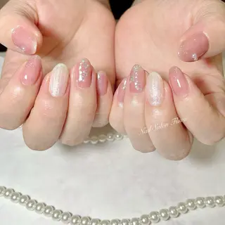 ネイル NailSalon Fluraのネイルデザイン