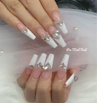 ネイル HANA 長さだしのネイルデザイン