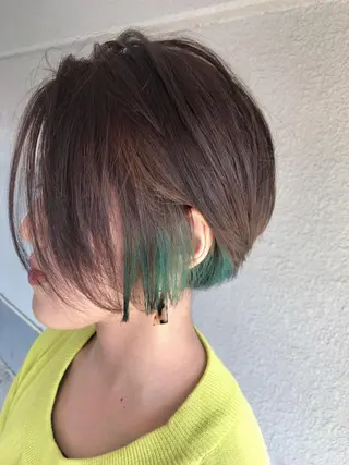 ショート カラー レイヤーカット匠 イソザキノリユキのヘアスタイル