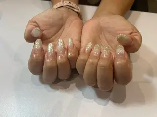 ネイル 阿部 まきほのヘアスタイル