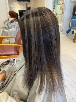 セミロング カラー ブリーチ koheiのヘアスタイル