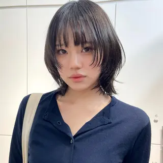 ショート カラー レイヤー/ブリーチ ♥️【木坂 桃歌】のヘアスタイル