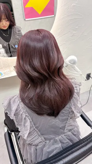 カラー Hz/ヘルツ SHIHOのヘアスタイル