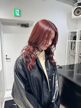 セミロング カラー ヘアアレンジ 艶ハイトーン/ヘア アレンジAYAKAのヘアスタイル