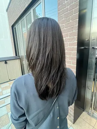 セミロング カラー パーマ ヘアアレンジ メンズ キッズ ネイル マツエク・マツパ アイブロウ 久木原 ゆりのヘアスタイル