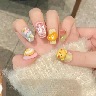 ネイル Yui 🧀のネイルデザイン