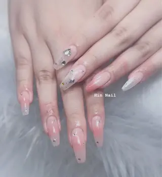 ネイル Hin Nailsのネイルデザイン