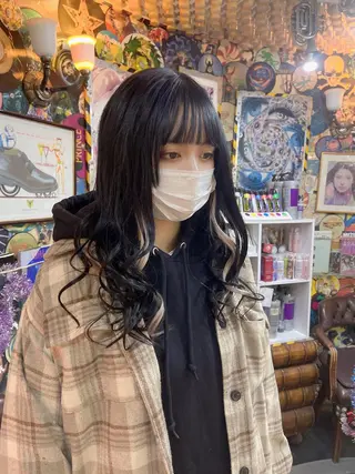 ロング カラー ヘアアレンジ 🌈派手髪エクステ ブレイズ🌈ひろとのヘアスタイル
