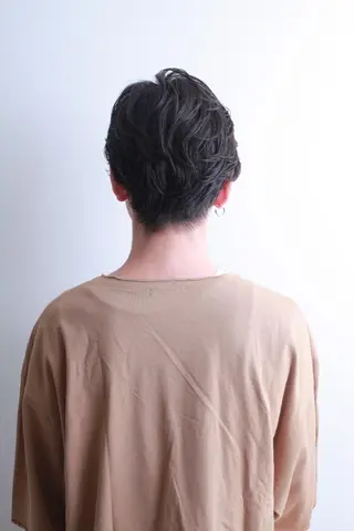 メンズ メンズパーマレイヤー 西山賢志のヘアスタイル