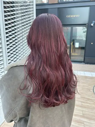 ロング カラー ヘアアレンジ yuka .のヘアスタイル