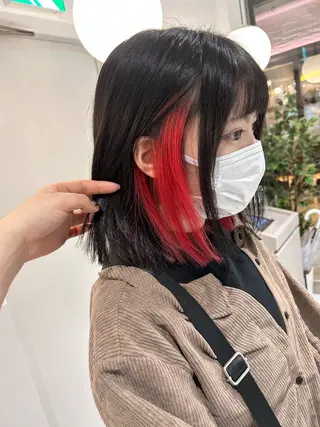 ミディアム カラー 薄田 珠美のヘアスタイル