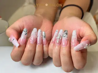 ネイル LYYM Salonのネイルデザイン