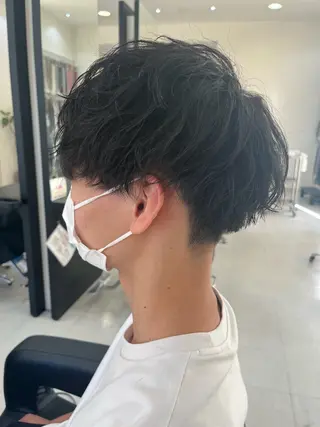 ショート パーマ メンズ 河西 楓のヘアスタイル