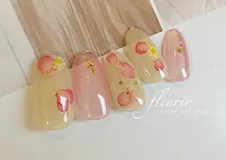 ネイル フルリール 【プライベートサロンのネイルデザイン