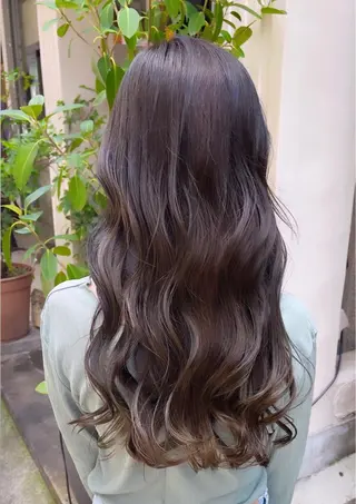 ロング カラー 泉 堅也のヘアスタイル