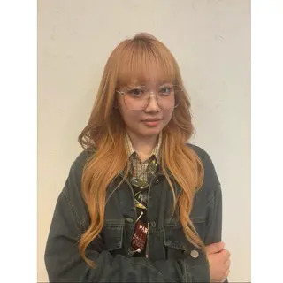 カラー 艶カラー🌟 ブリーチ/紅芭✨のヘアスタイル