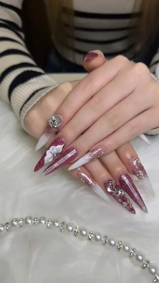 ネイル 加納 莉音のネイルデザイン