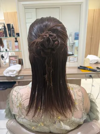 セミロング ヘアアレンジ 韓国ヘアメイク🎀/ 縮毛矯正✨山本媛香のヘアスタイル