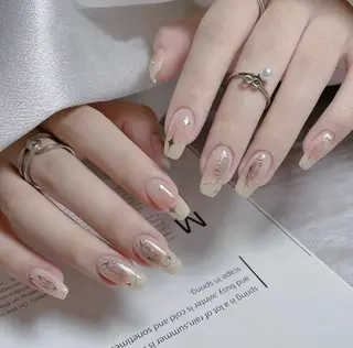 ネイル Queens みなみのネイルデザイン